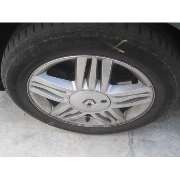 renault grand scenic del año 2004