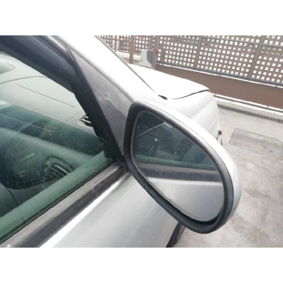 nissan almera (n16/e) del año 2005