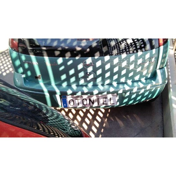 opel corsa c del año 2003