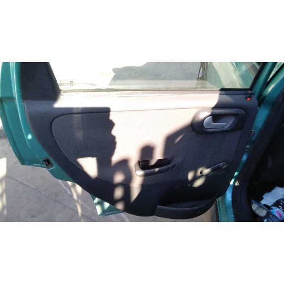 opel corsa c del año 2003