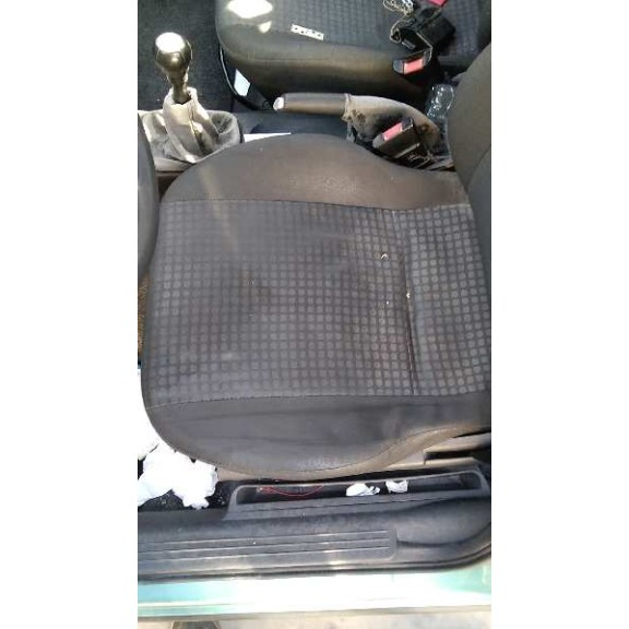 opel corsa c del año 2003