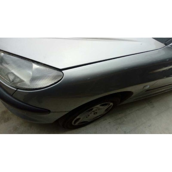 peugeot 206 berlina del año 2002