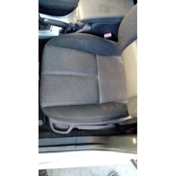 peugeot 407 del año 2006