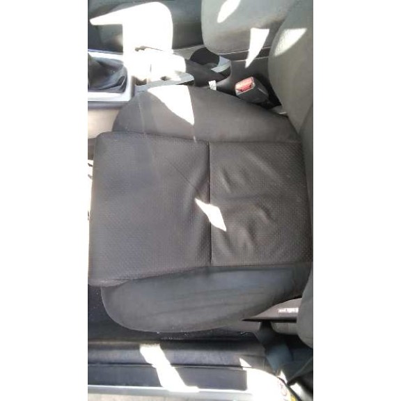 toyota corolla (e12) del año 2004