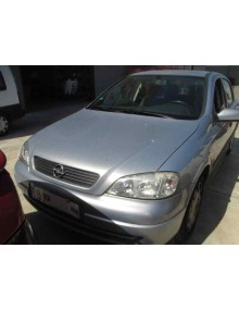 opel astra g berlina del año 2002