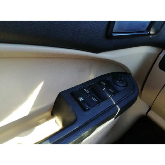 ford focus c-max (cap) del año 2004