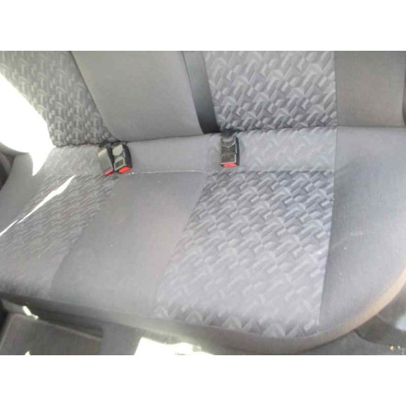 opel astra g berlina del año 2002