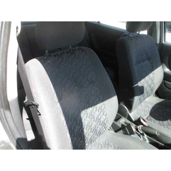 opel astra g berlina del año 2002