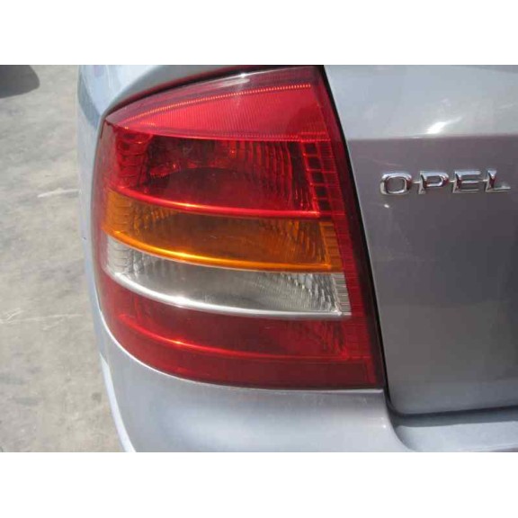 opel astra g berlina del año 2002