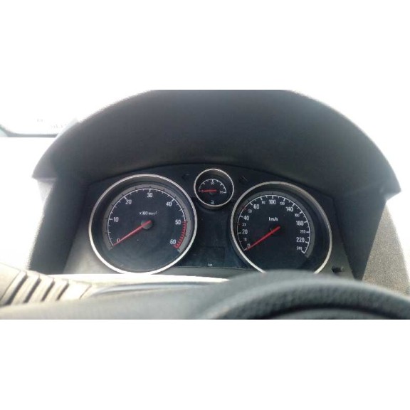 opel astra gtc del año 2006