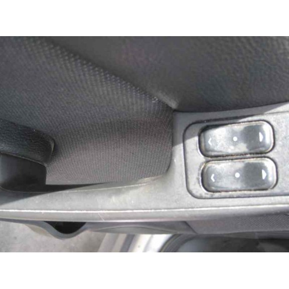 opel astra g berlina del año 2002