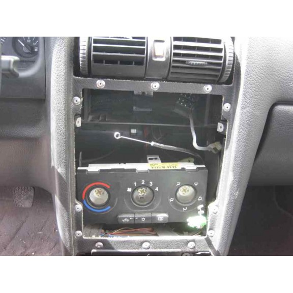 opel astra g berlina del año 2002