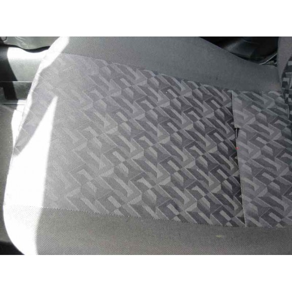 opel astra g berlina del año 2002