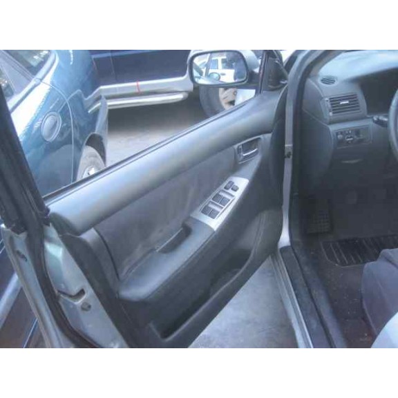 toyota corolla (e12) del año 2002