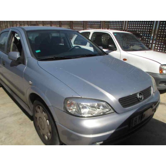 opel astra g berlina del año 2002