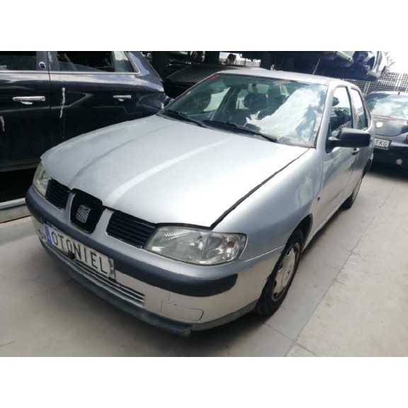 seat cordoba berlina (6k2) del año 2001