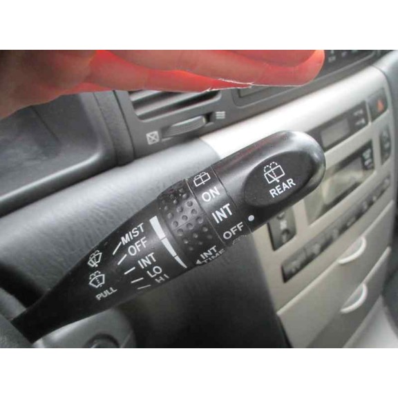 toyota corolla (e12) del año 2003