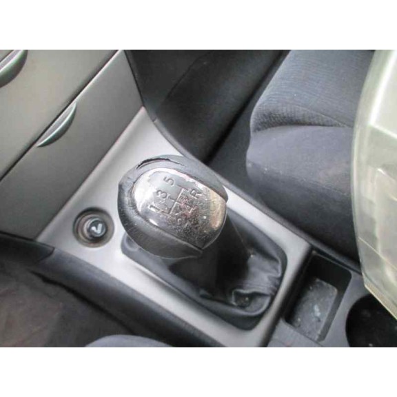 toyota corolla (e12) del año 2003