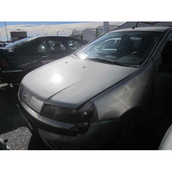 fiat punto berlina (188) del año 2000