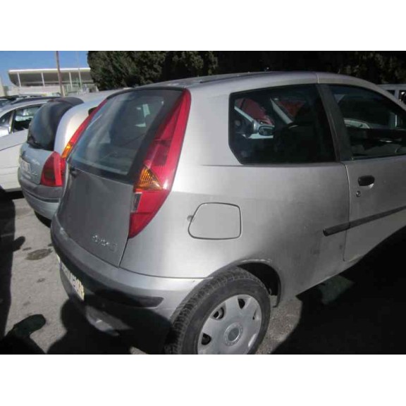 fiat punto berlina (188) del año 2000