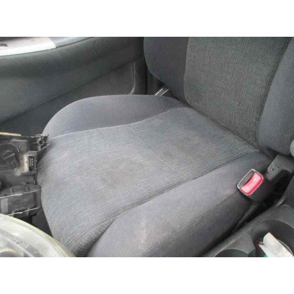 toyota corolla (e12) del año 2003