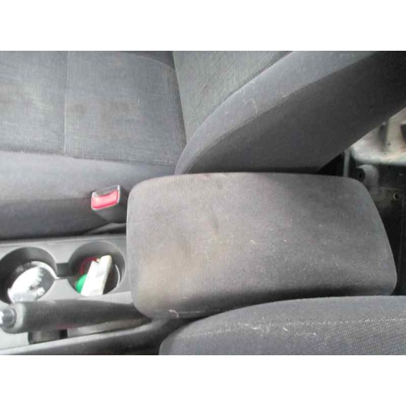 toyota corolla (e12) del año 2003