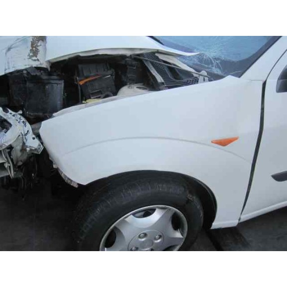 ford focus berlina (cak) del año 2004