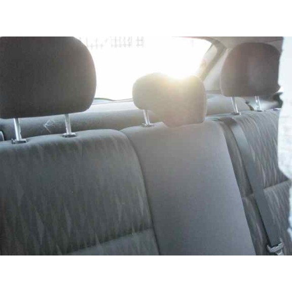 ford focus berlina (cak) del año 2004