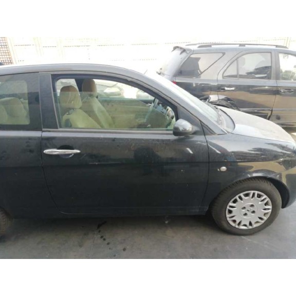 lancia ypsilon (101) del año 2005