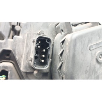 Recambio de faro derecho para bmw x3 (e83) 2.0 d referencia OEM IAM 63123418412 3418412 0301210204