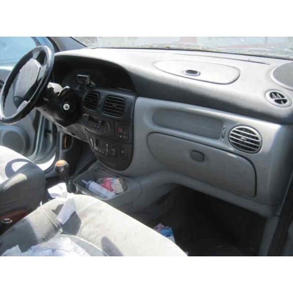renault scenic rx4 (ja0) del año 2002