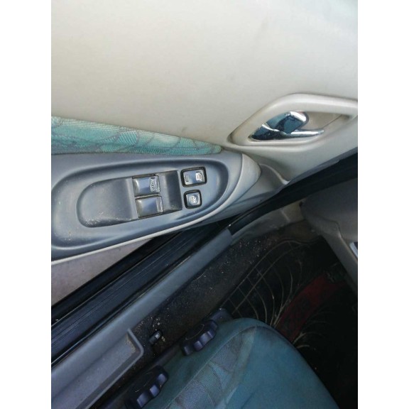 nissan almera (n16/e) del año 2000