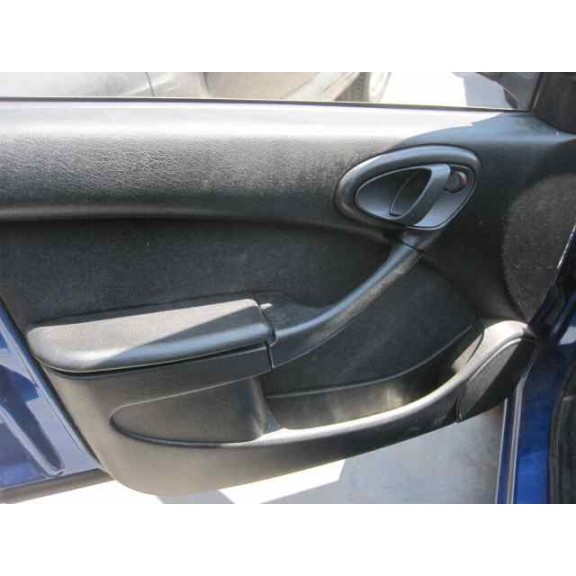 citroën xsara berlina del año 2002