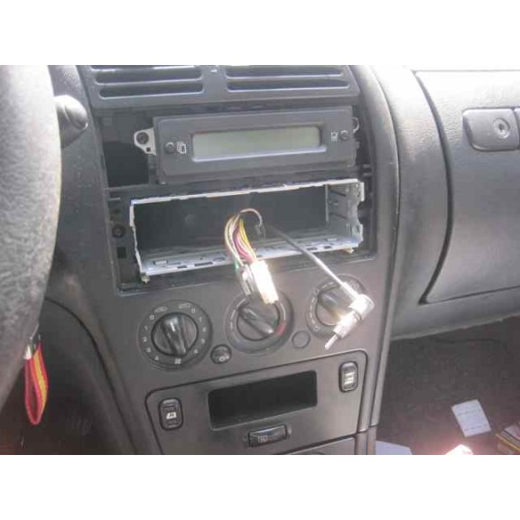 citroën xsara berlina del año 2002