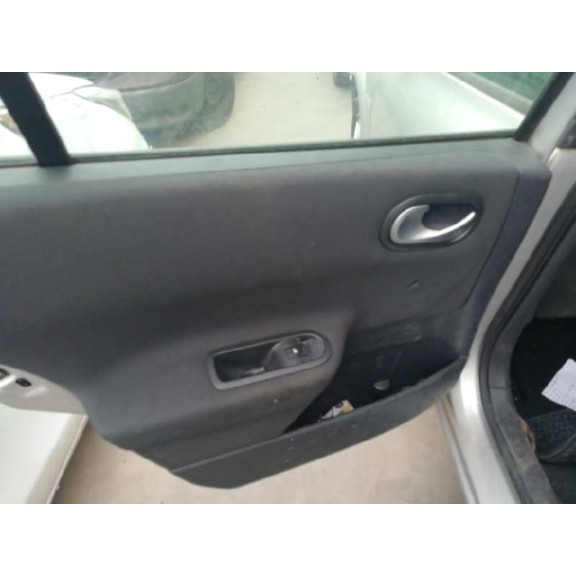 renault megane ii berlina 5p del año 2006