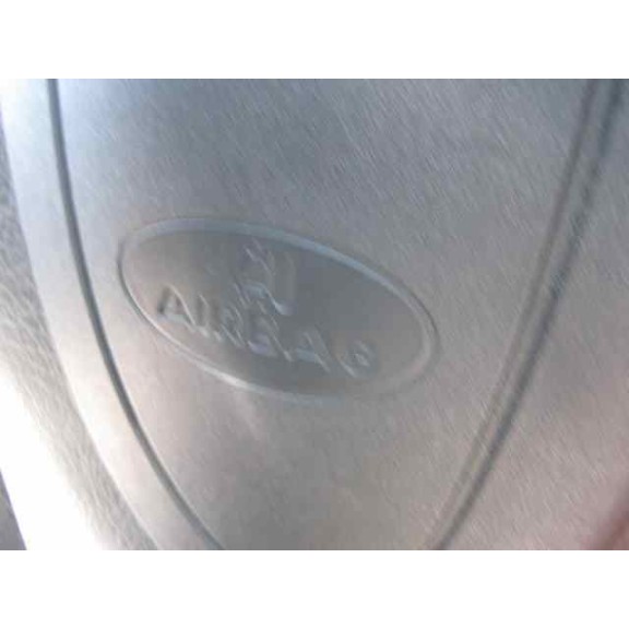 citroën xsara berlina del año 2002