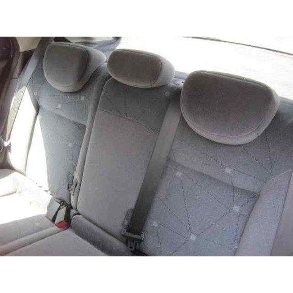 citroën xsara berlina del año 2002