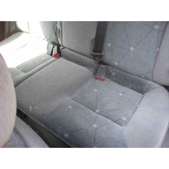 citroën xsara berlina del año 2002