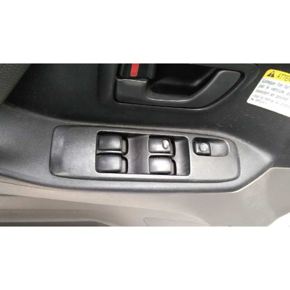 mitsubishi montero (v60/v70) del año 2001