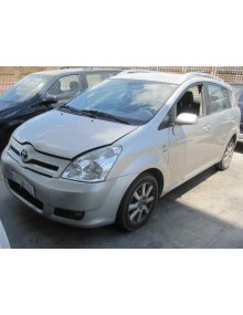 toyota corolla verso (r1) del año 2004