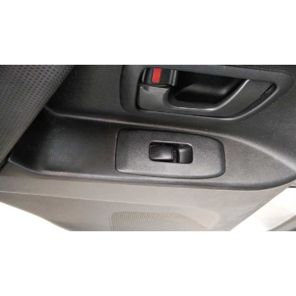 mitsubishi montero (v60/v70) del año 2001