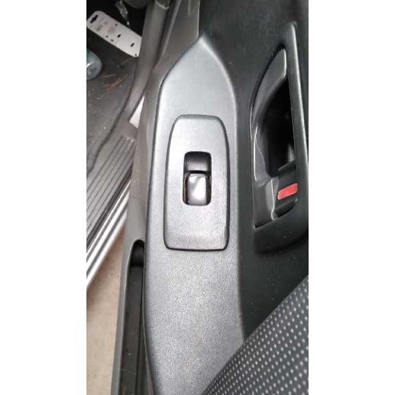 mitsubishi montero (v60/v70) del año 2001