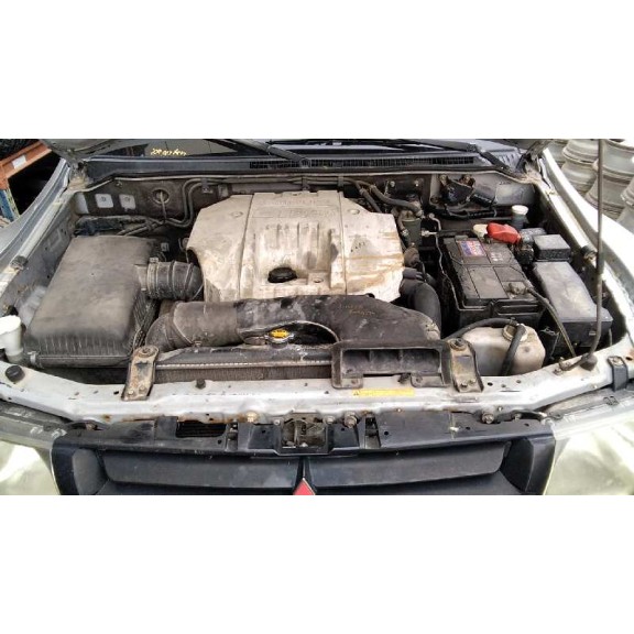 mitsubishi montero (v60/v70) del año 2001