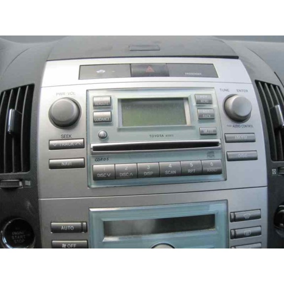 toyota corolla verso (r1) del año 2004