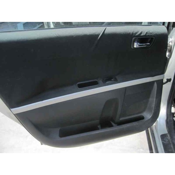 toyota corolla verso (r1) del año 2004