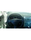 toyota corolla verso (r1) del año 2004