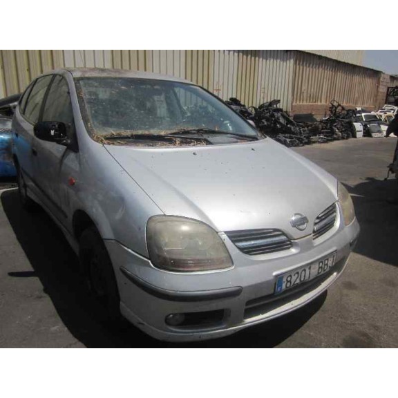 nissan almera tino (v10m) del año 2000