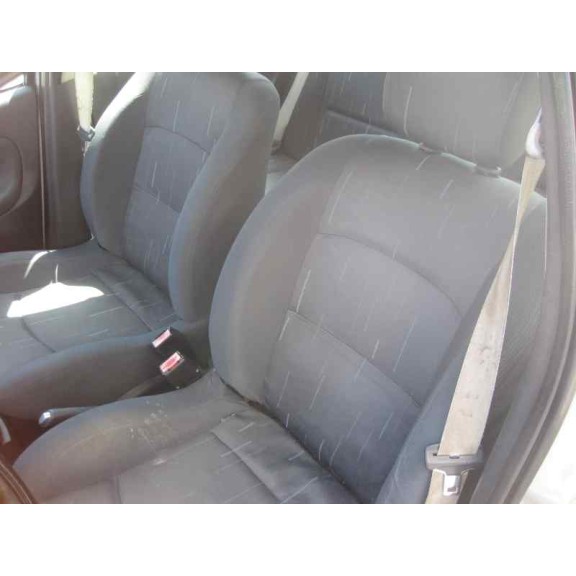 renault clio ii fase ii (b/cb0) del año 2004