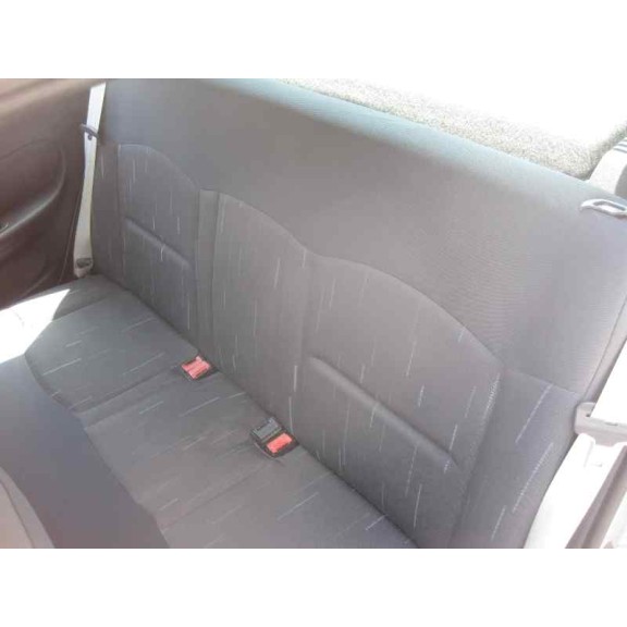 renault clio ii fase ii (b/cb0) del año 2004