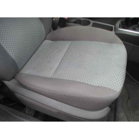 ford focus berlina (cap) del año 2005